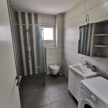 Kristina Apartment Pakostane